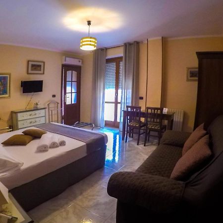 La Rosa - Elegant Rooms Сассарі Екстер'єр фото