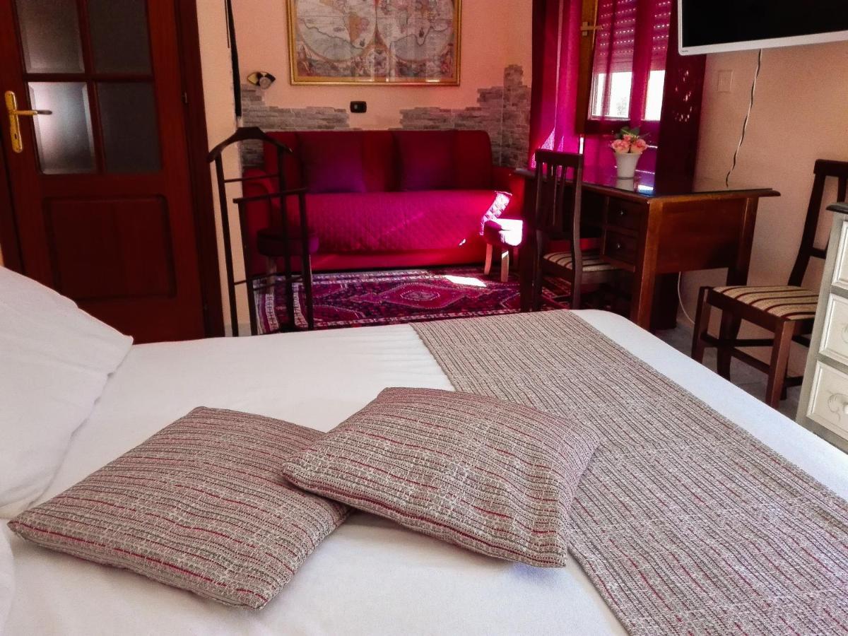 La Rosa - Elegant Rooms Сассарі Екстер'єр фото