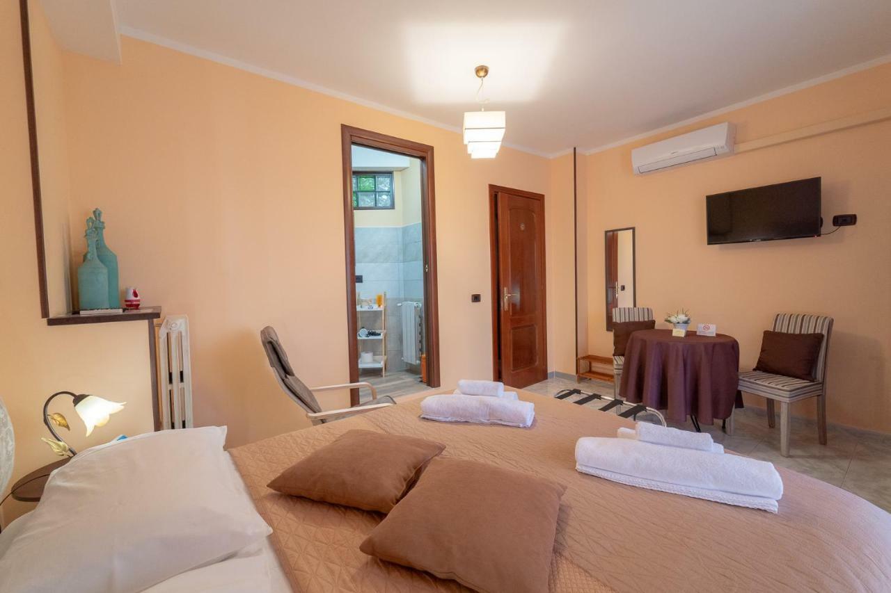 La Rosa - Elegant Rooms Сассарі Екстер'єр фото
