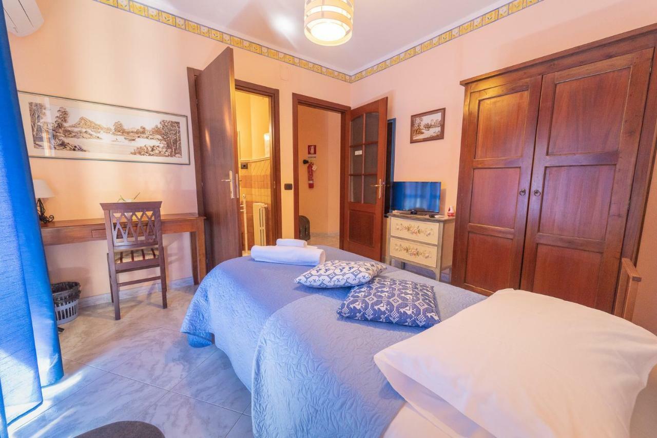 La Rosa - Elegant Rooms Сассарі Екстер'єр фото