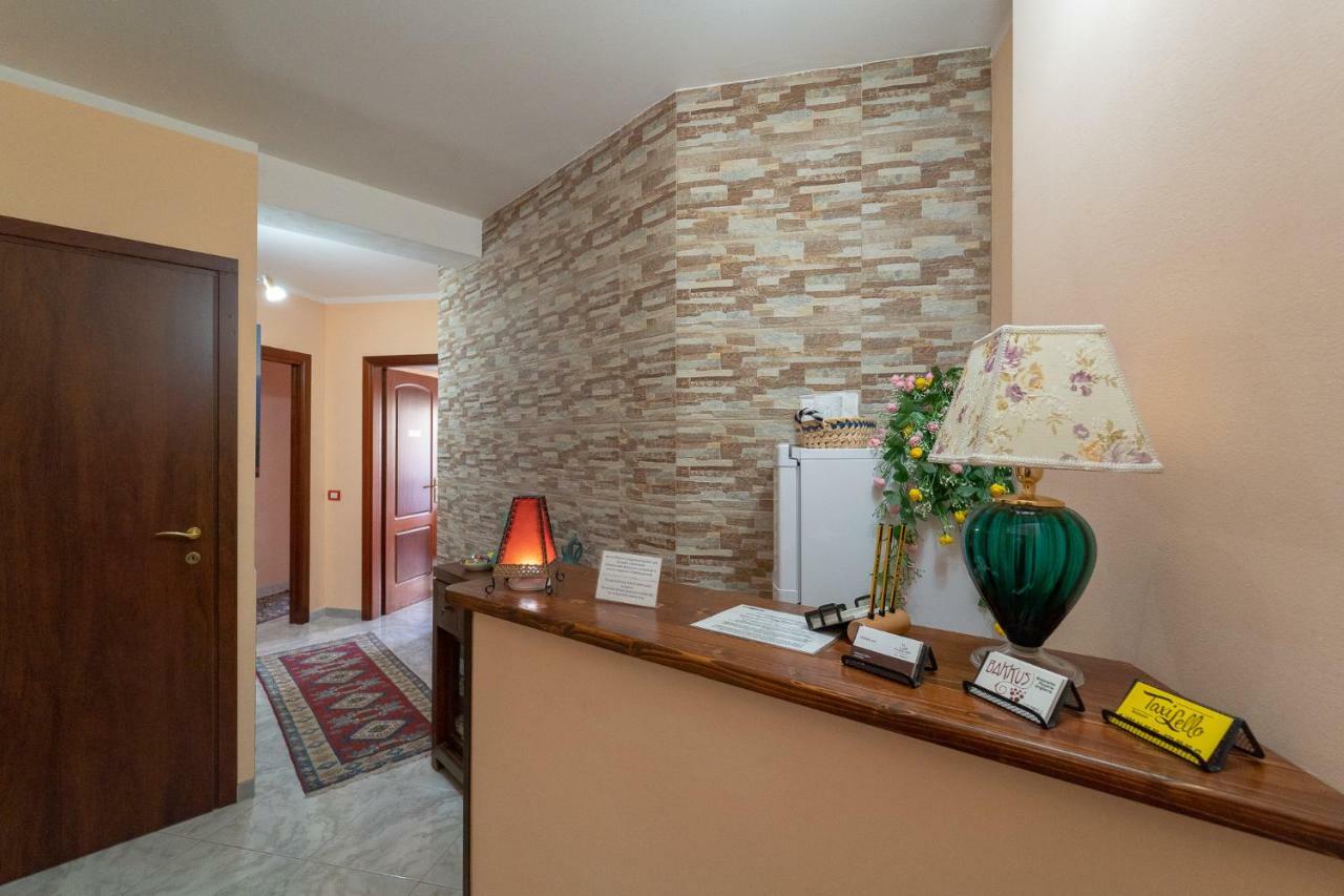 La Rosa - Elegant Rooms Сассарі Екстер'єр фото